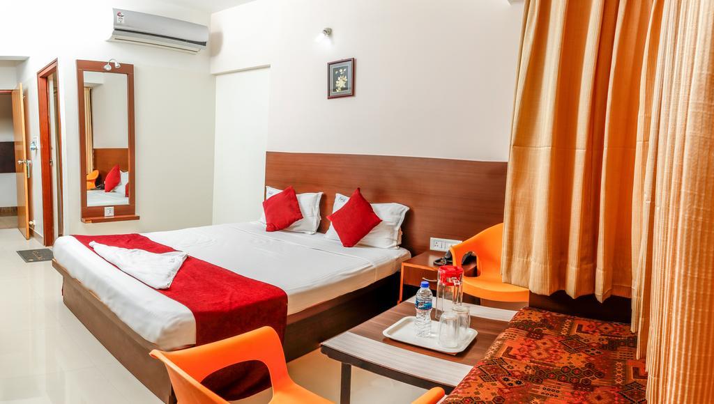 מייזור Hotel Pc Residency מראה חיצוני תמונה